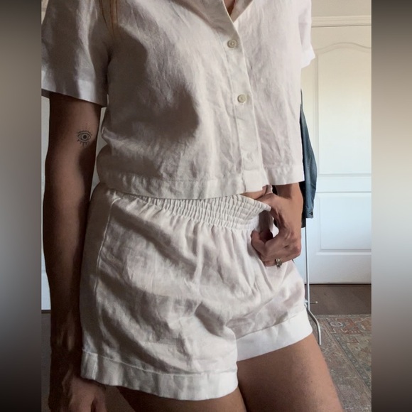 Reformation White Linen Shorts - Picture 2 of 8
